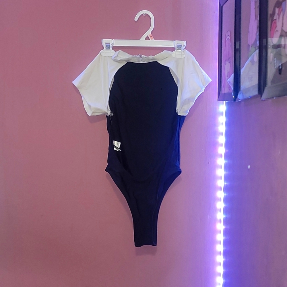 Bathing suit - Picture 2 of 2